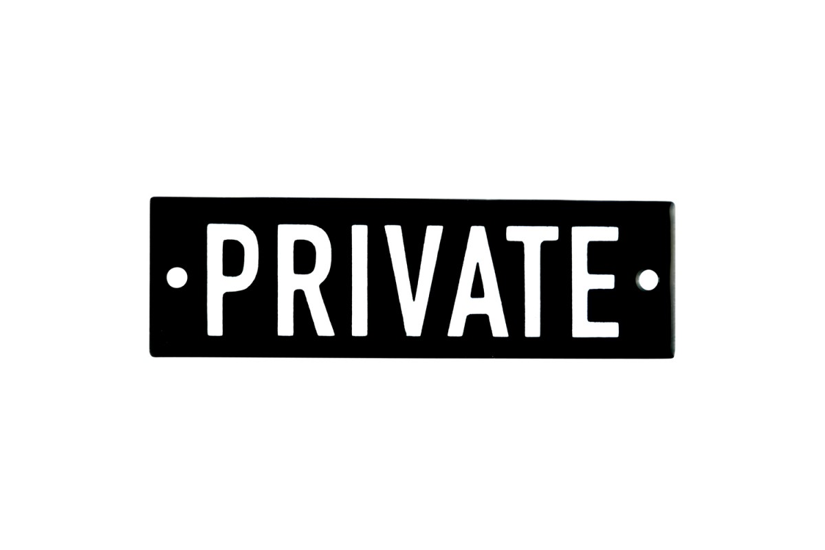 Emaljskylt PRIVATE svart - vit 10 x 3 cm modell 21-5 Emaljskylt PRIVATE svart - vit 10 x 3 cm modell 21-5